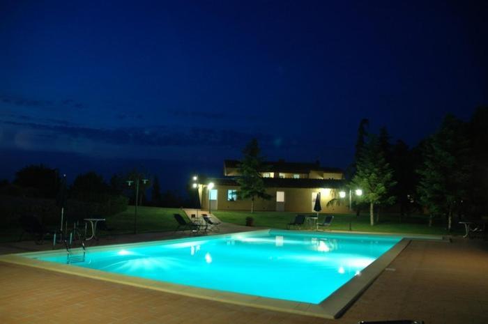 פומרנצה Agriturismo L'Imposto מראה חיצוני תמונה