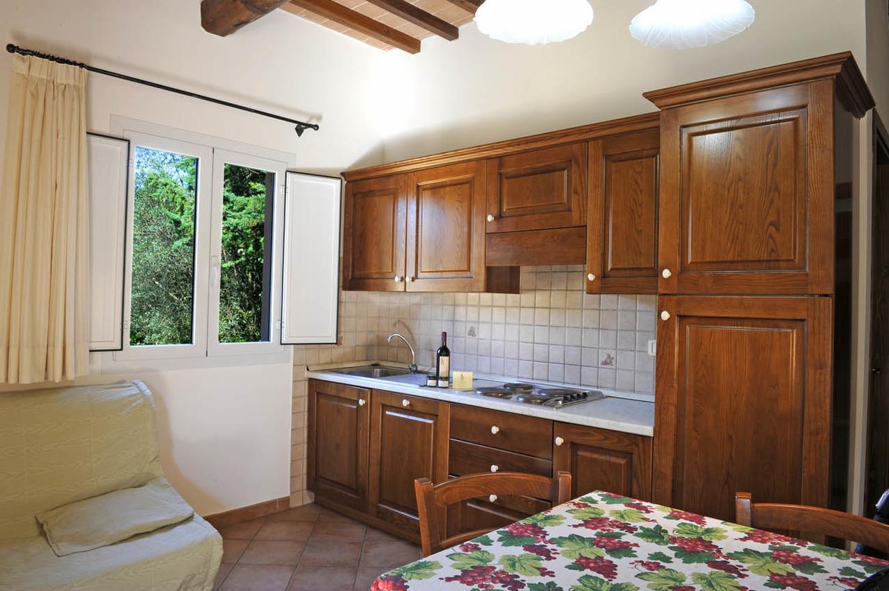 פומרנצה Agriturismo L'Imposto מראה חיצוני תמונה